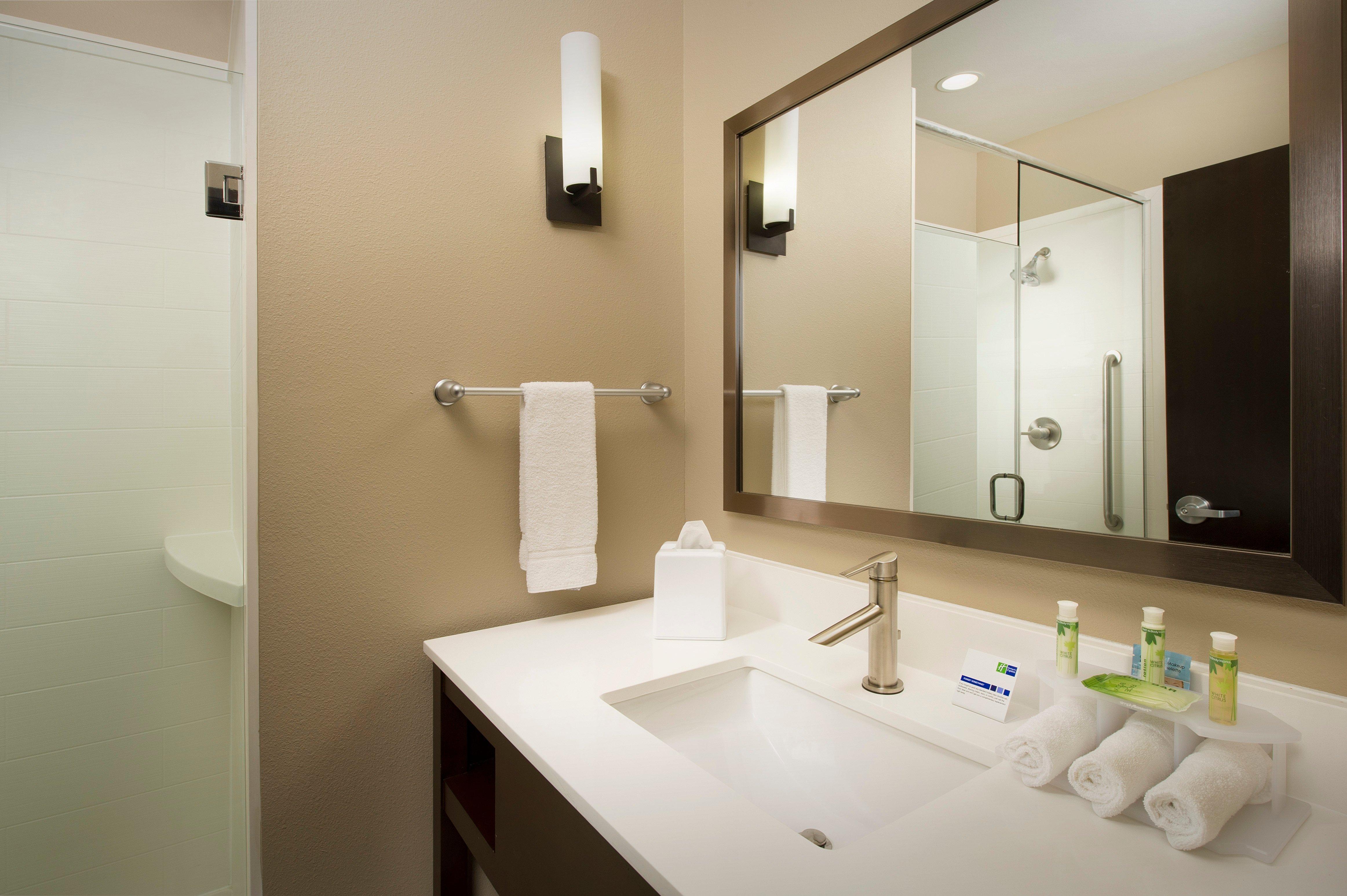 Holiday Inn Express Hotel & Suites Waco South By Ihg Exterior foto